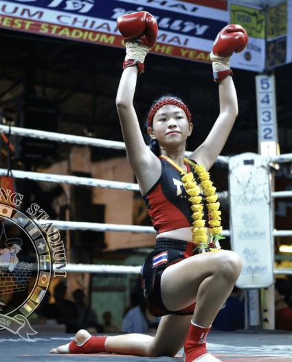 female muay thai gymbangarang fighter