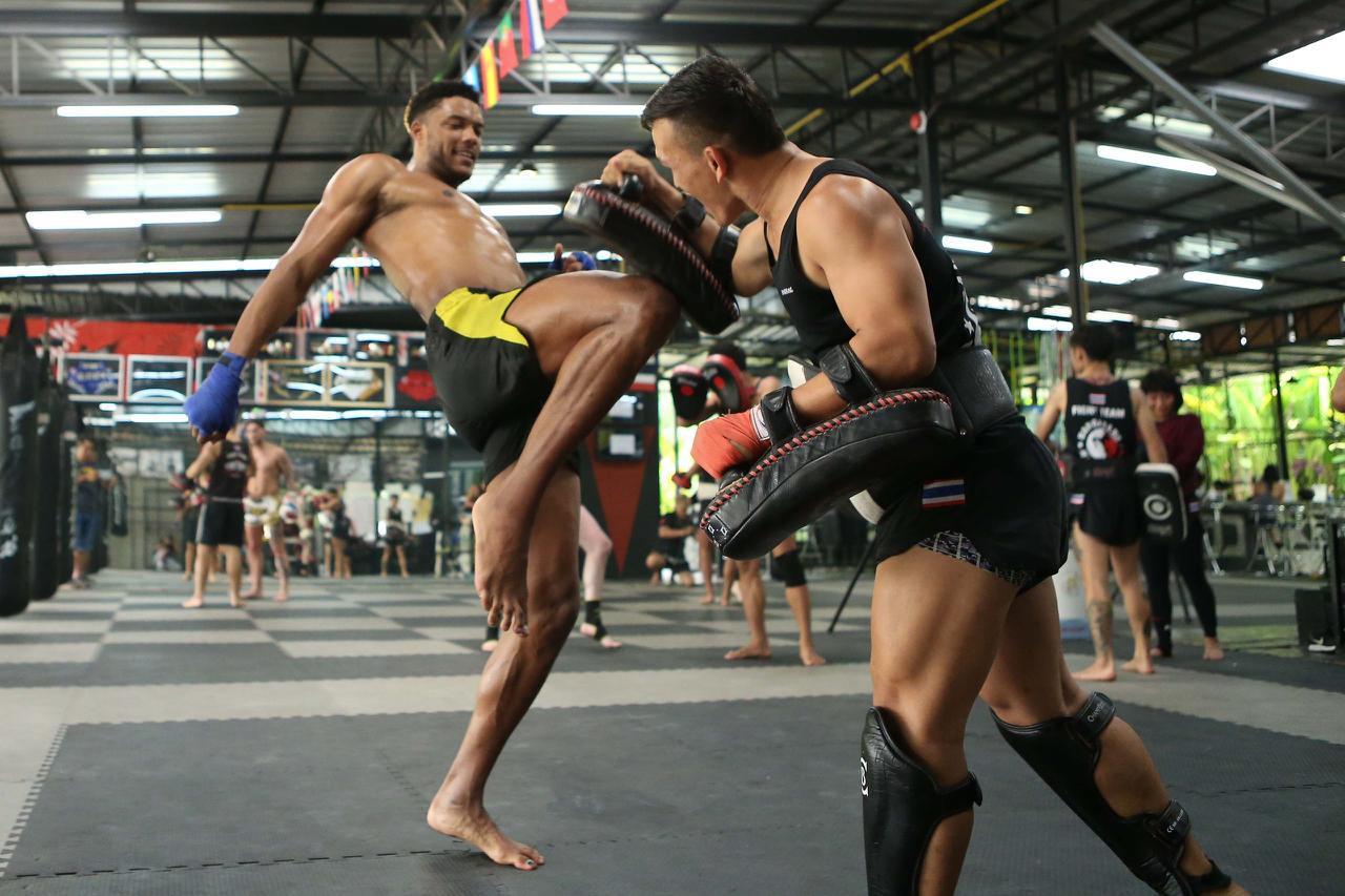 Muay Thai Deluxe